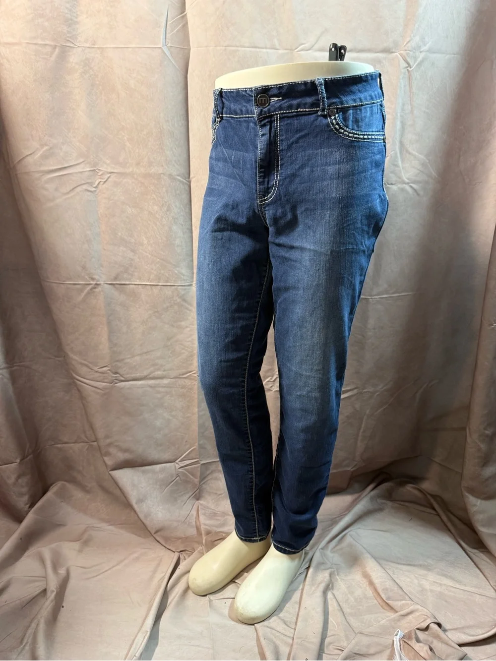 Maurices Women's Skinny Jeans in Dark Blue Wash